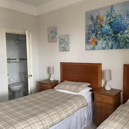 Hotel Highland Moors à Llandrindod Wells Extérieur photo
